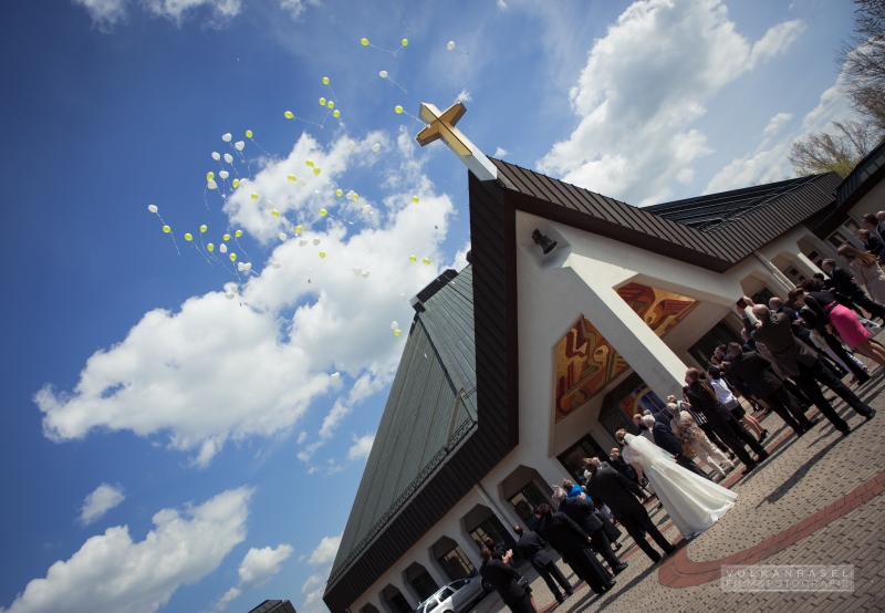 16 Platz Kirchplatz St. Bonifatius Leinefelde Hochzeit Ballons