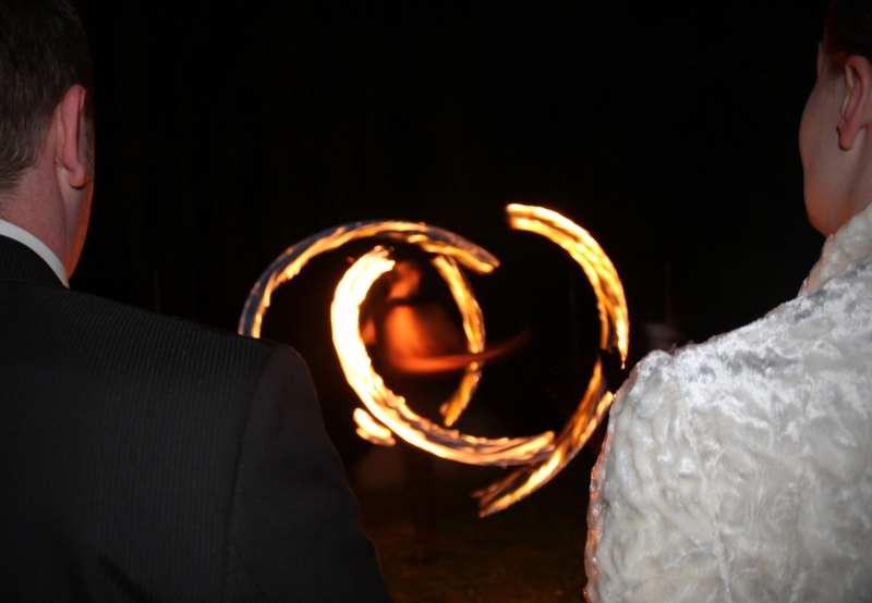 Feuervariete Feuershow Cedrus Inflamnia Hochzeit