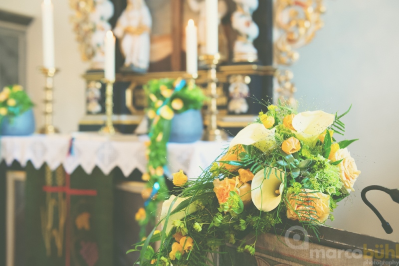 Altarsträuße Hochzeit pfirsich türkis