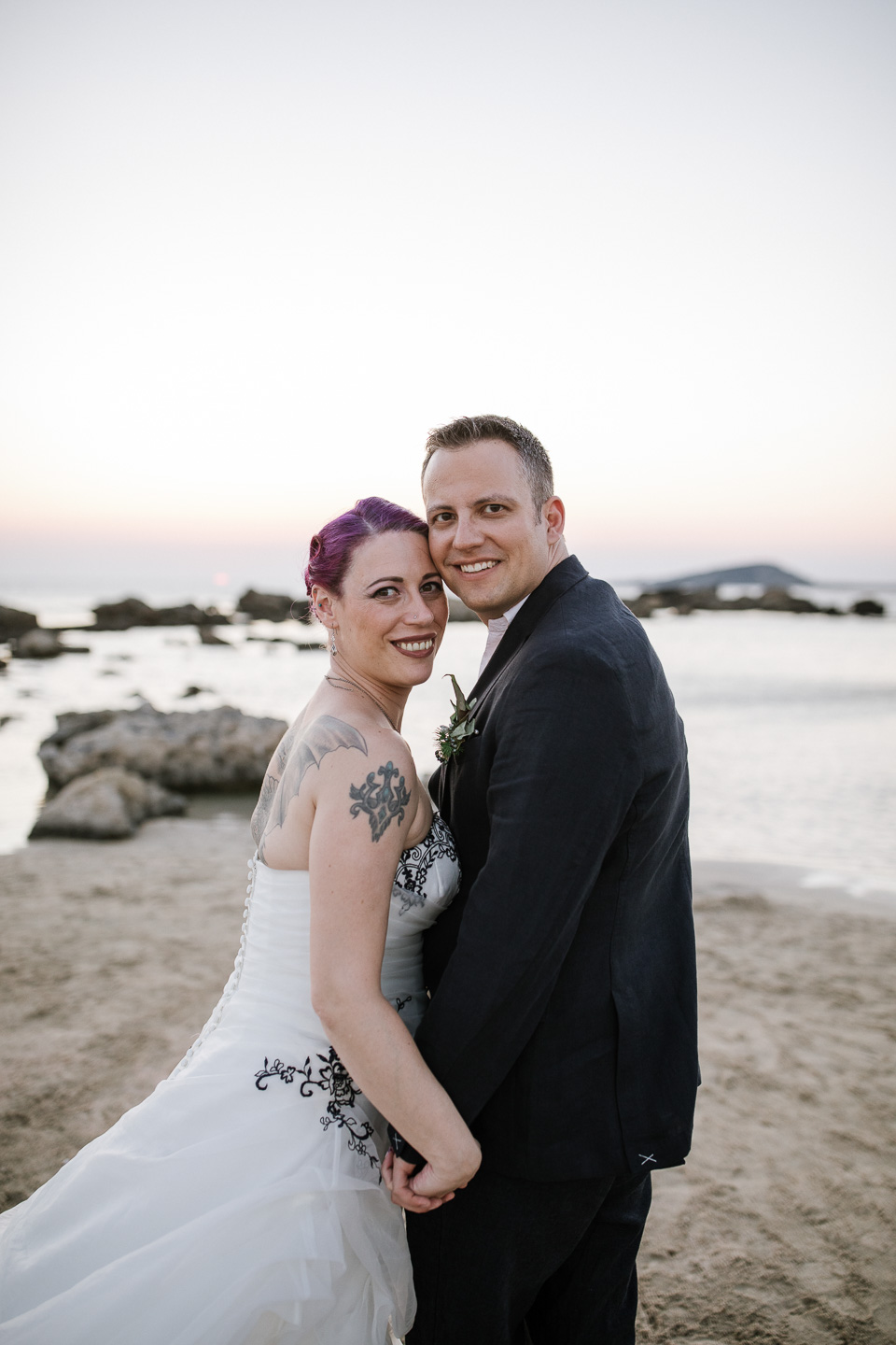 Read more about the article Evelyn & Sascha – “Micro Wedding” in lonely bay near Elafonissi