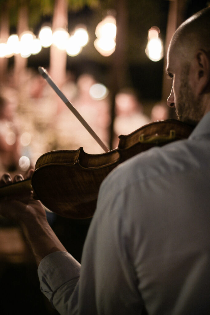 Violinist auf Kreta für Hochzeiten