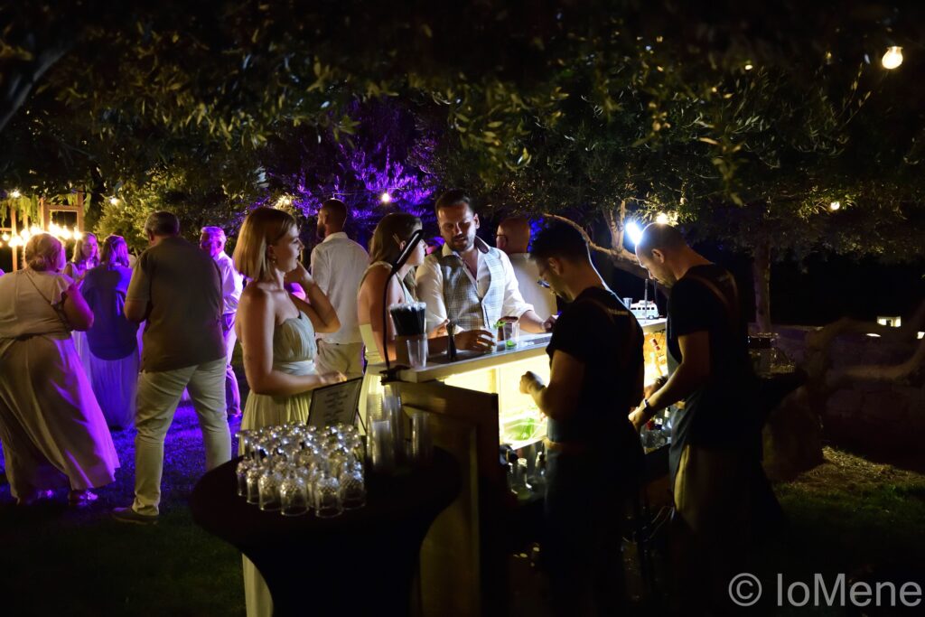 Wedding Party Dance Bar Photographer Fotograf Crete Kreta